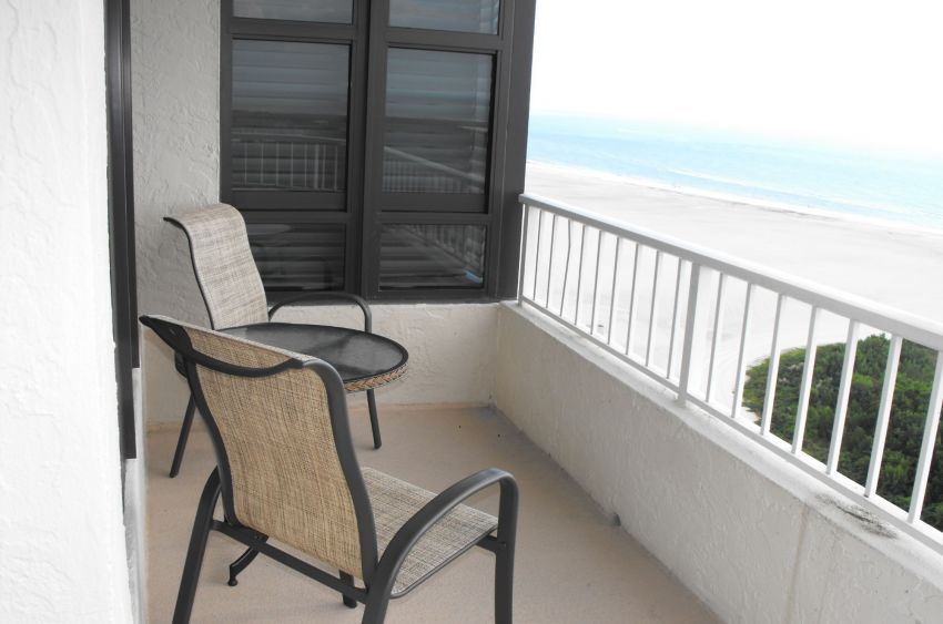 864_1912_Balcony_view.JPG